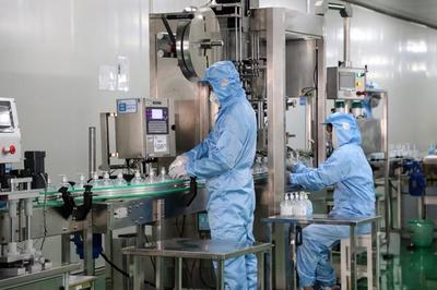比亞迪速度 醫用級免洗手消毒凝膠日產30萬瓶，優先供給一線抗疫人員